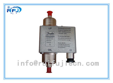 खरीदें Refrigeration controls Oil Differential Pressure Control MP Series MP54 MP55  series CE 230 V or 115 V a. C. Or d. C. online manufacture